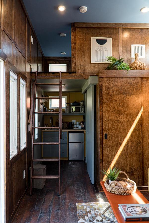 Ironwood Grove, Tiny House Hotel ナッシュビル エクステリア 写真